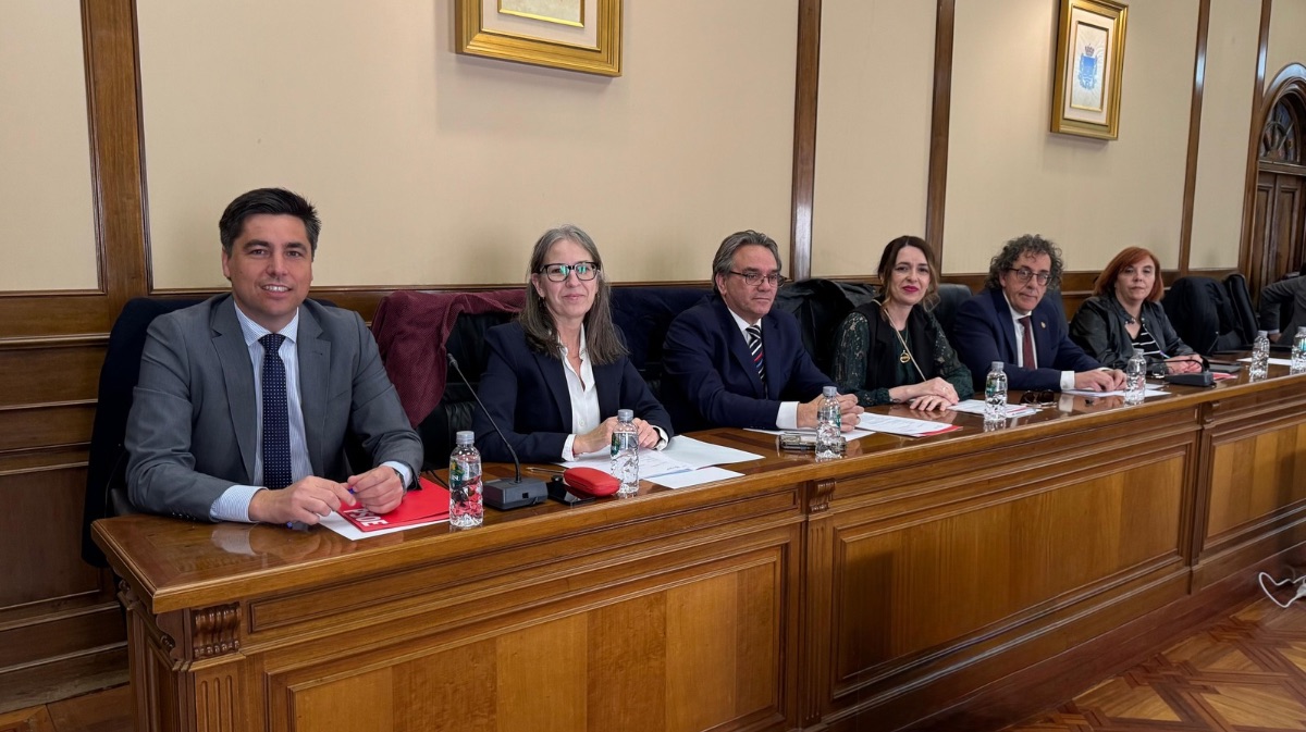 Diputados socialistas durante un pleno