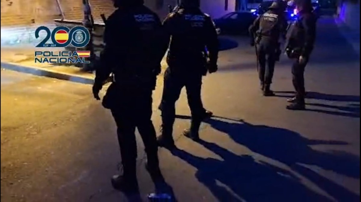 VÍDEO | Capturado escondido en Ávila un fugitivo con 12 reclamaciones, la mayoría por malos tratos