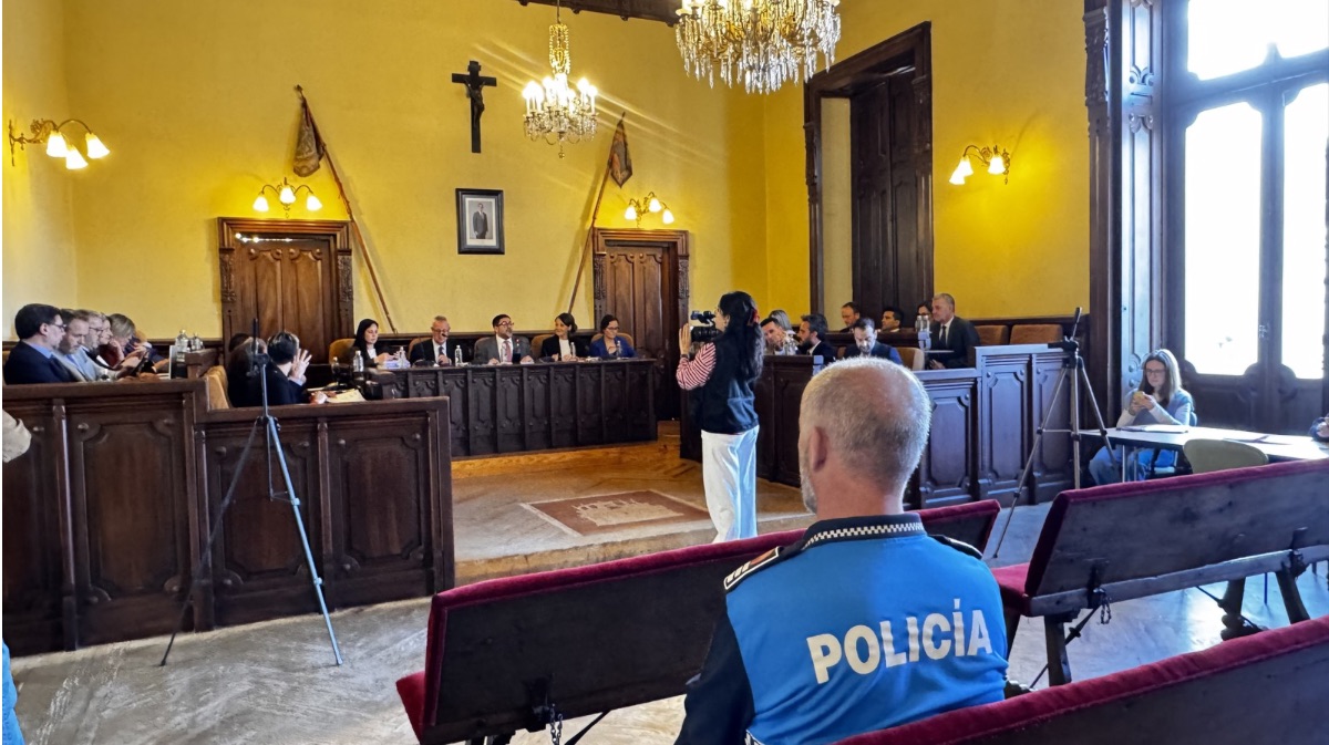 Pleno ordinario del mes de abril