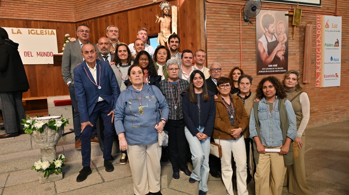 Miembros de la Cofrad&iacute;a del Resucitado en la conmemoraci&oacute;n de su 275 aniversario. Foto: Gonzalo Glez. de Vega.