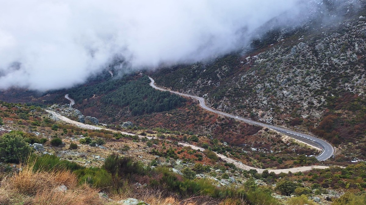 Cuatro tramos de Ávila, tres en la bajada de El Pico, los más peligrosos