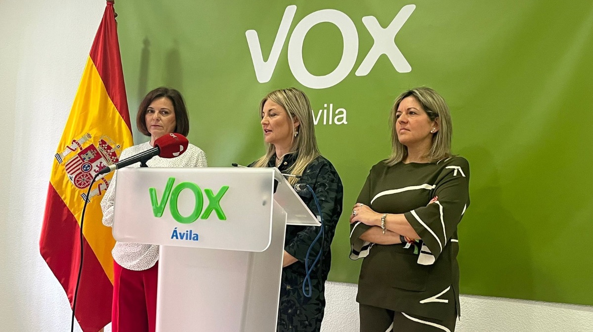 Vox acusa Por &Aacute;vila de falta de transparencia