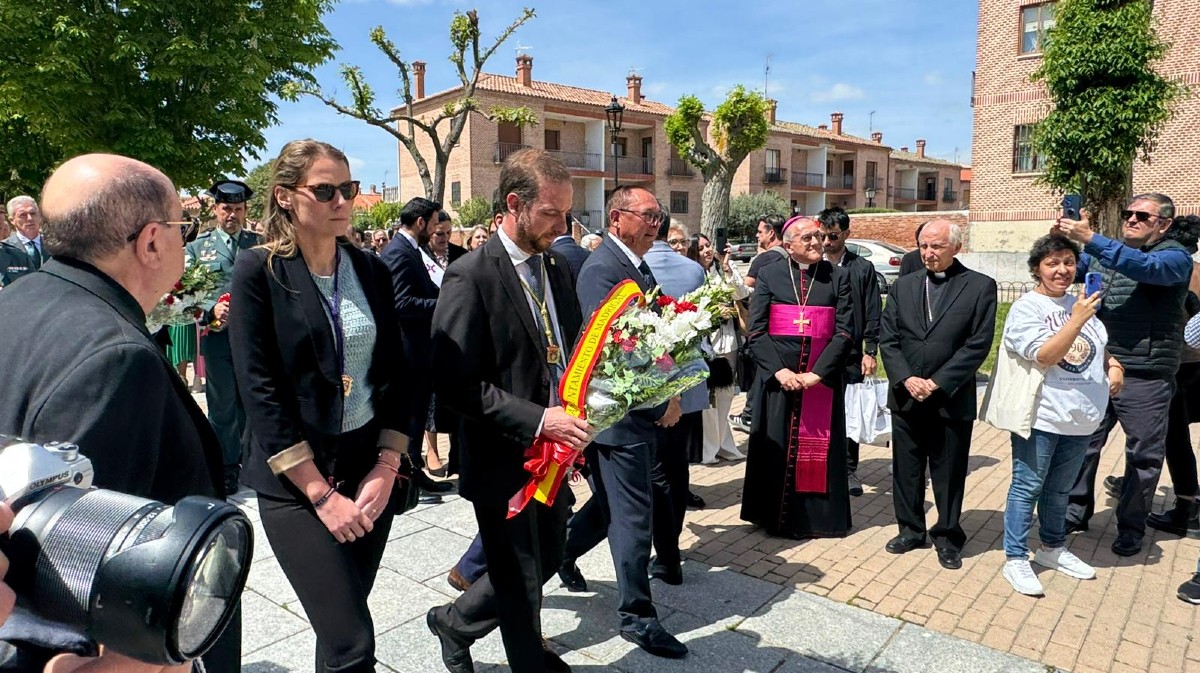 Conmemoraci&oacute;n del 575 aniversario de la reina Isabel en Madrigal de las Altas Torres.