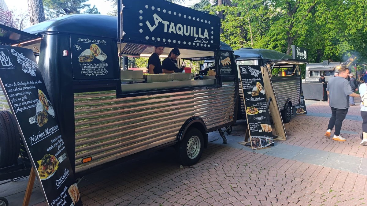 &Aacute;vila Beer Fest en el parque de San Antonio.