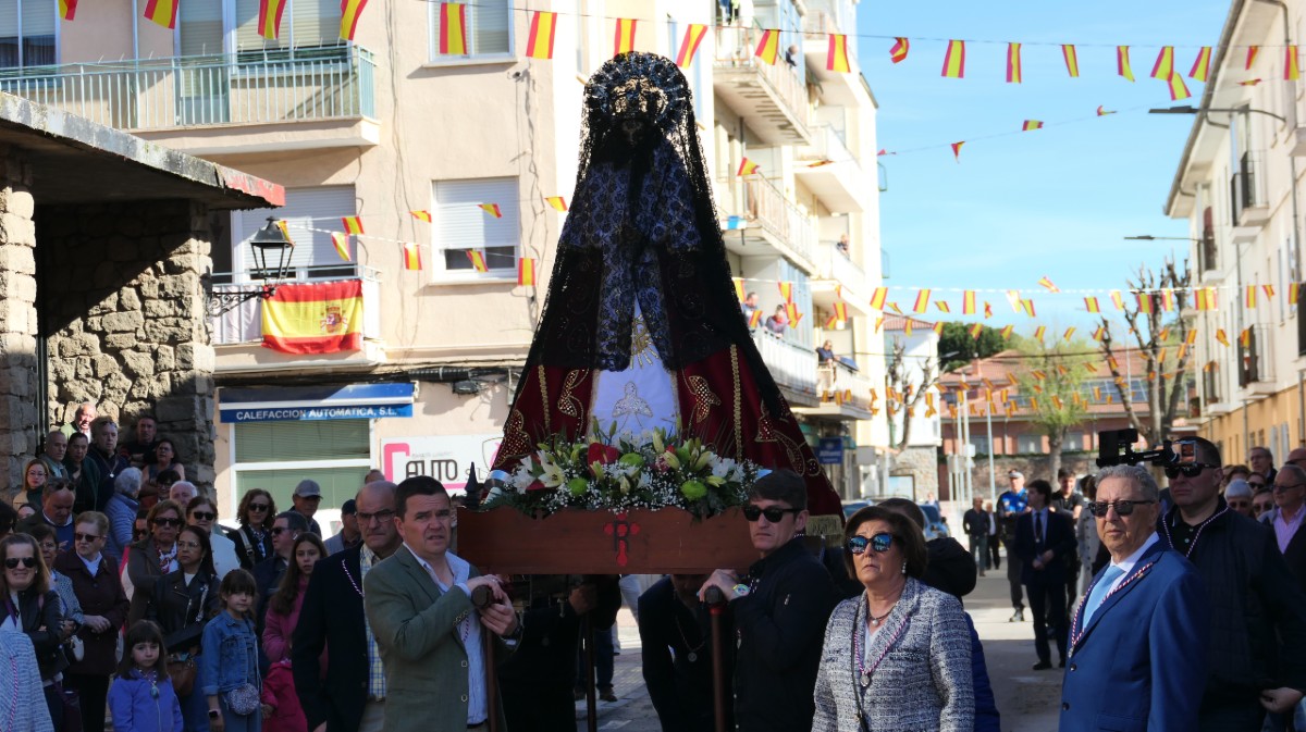 Encuentro antes de la procesi&oacute;n del Resucitado.