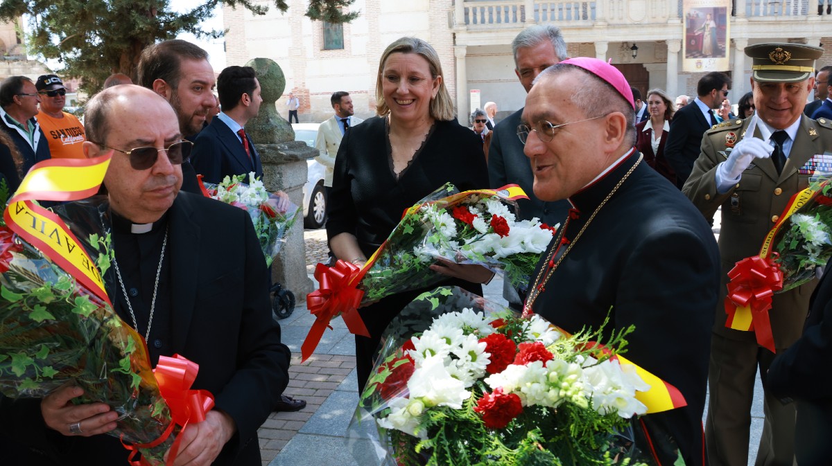 Conmemoraci&oacute;n del 575 aniversario de la reina Isabel en Madrigal de las Altas Torres.
