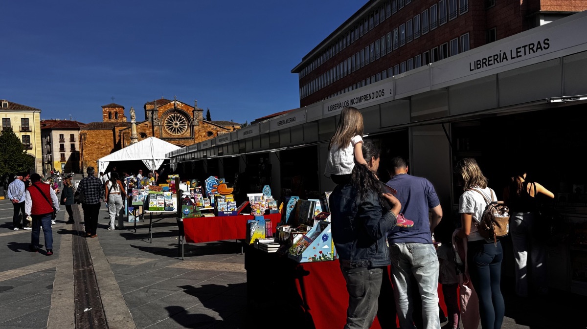 Feria del Libro en el Mercado Grande