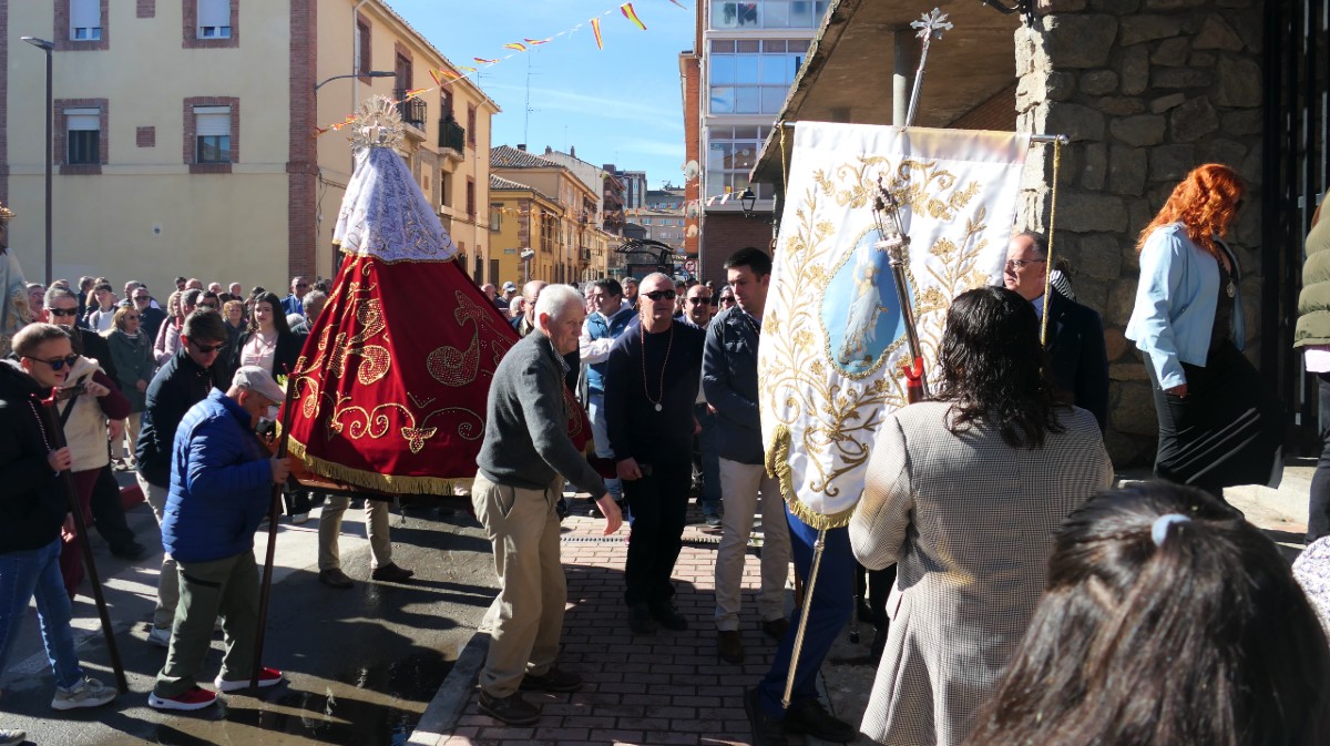 Encuentro antes de la procesi&oacute;n del Resucitado.