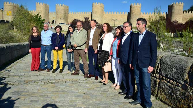 Belinda Hernandez, Francisco López, Irene Garcimartín, Carmen Rodríguez, Francisco Igea, David Martín, Inmaculada Gómez, Beatriz Galledo, Pedro Cabrero y Alberto Burgos.