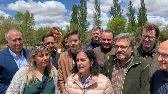 Los candiatos del PP en el parque del Soto.