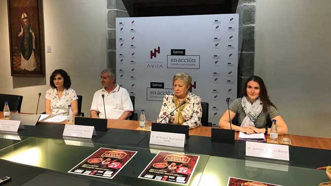 Presentación de la actuación de Halima Danza Oriental.