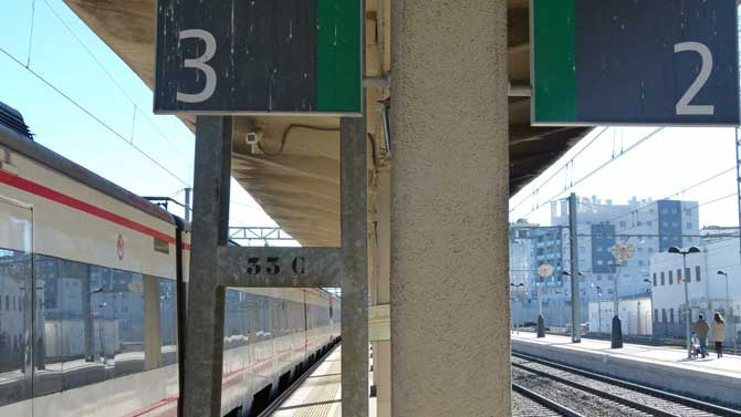 Andenes de la estación de Ávila.