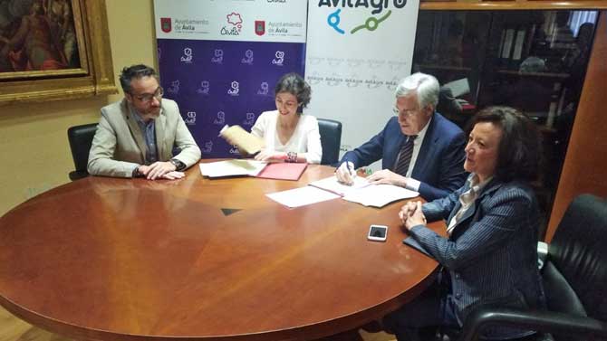 Convenio entre Ayuntamiento de Ávila y AvilAgro.