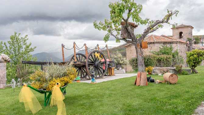Decoración del Festival del Piorno en Flor en una edición anterior.