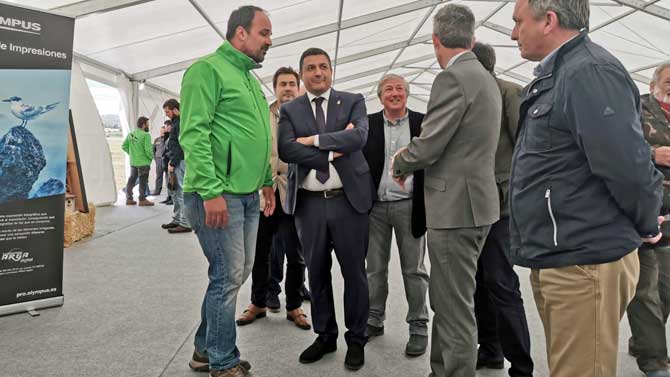 Inauguración de Ornitocyl en La Cañada.