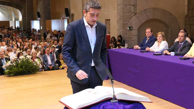Alberto Olmedo en su toma de posesi&oacute;n como concejal en 2019.