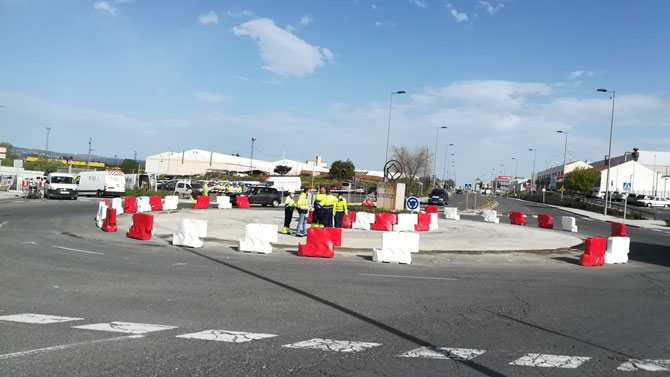 Nueva rotonda ante la factor&iacute;a de Nissan.