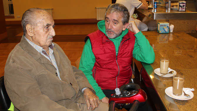 Manuel S&aacute;nchez Granado con su sucesor en la presidente, Miguel &Aacute;ngel San Pedro.