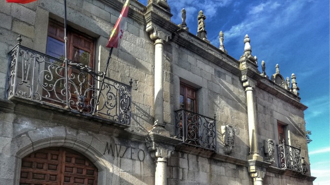 Fachada del Museo de Ávila