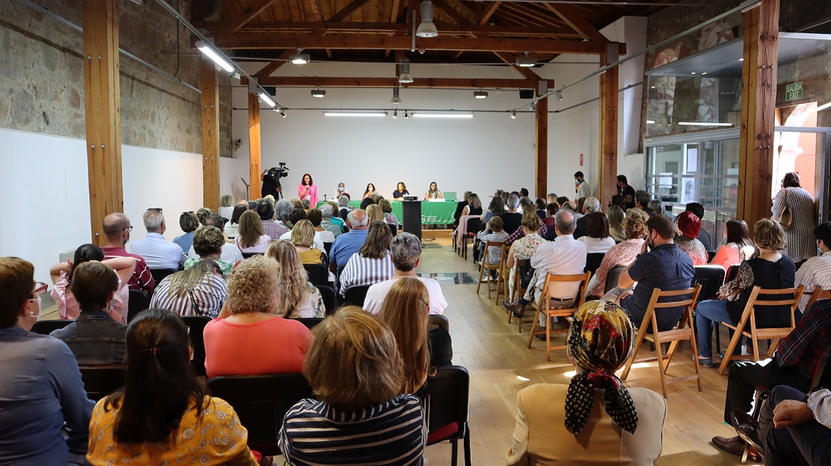 25º+2 Aniversario de Voluntariado de la Asociación Española Contra el Cáncer (AECC) de Ávila.