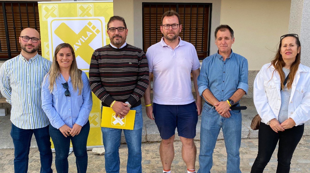 Candidatos de Por Ávila en San Pedro del Arroyo.