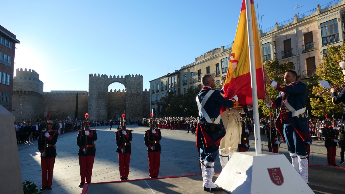 Música para conmemorar el Día de las Fuerzas Armadas en Cebreros