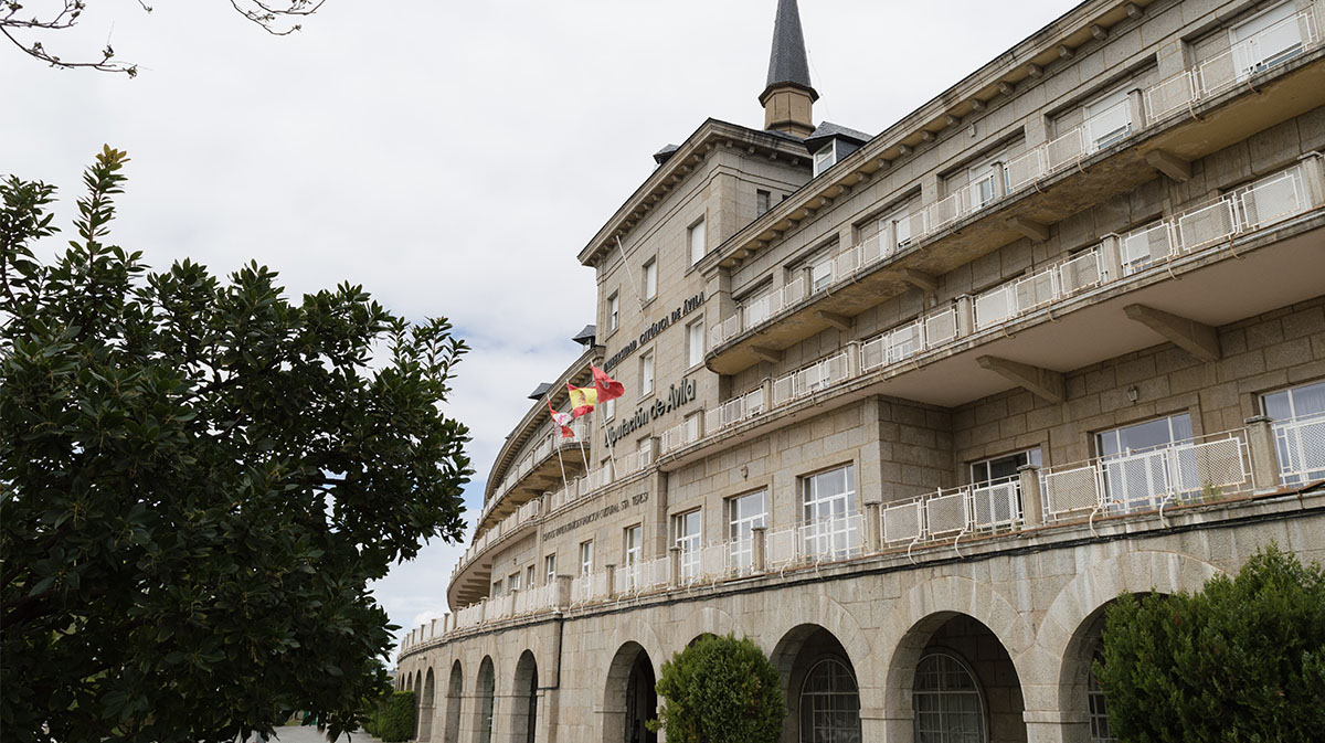 Universidad Católica de Ávila.