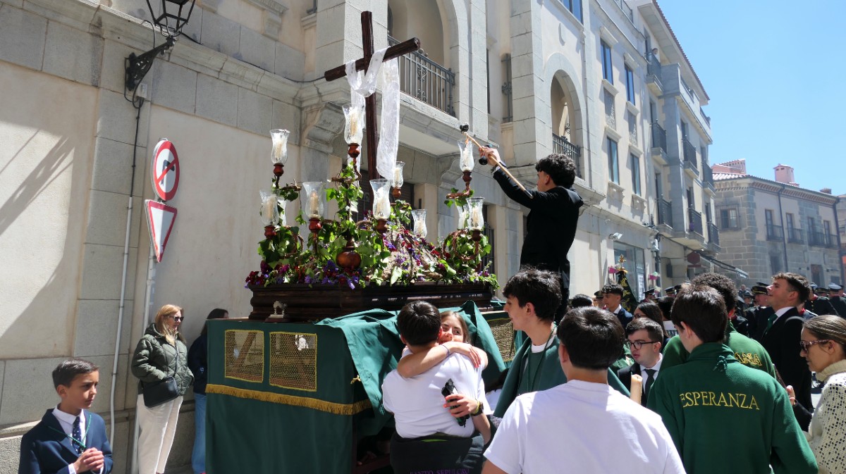 Procesi&oacute;n de la Cruz de Mayo de la Hermandad de la Esperanza.