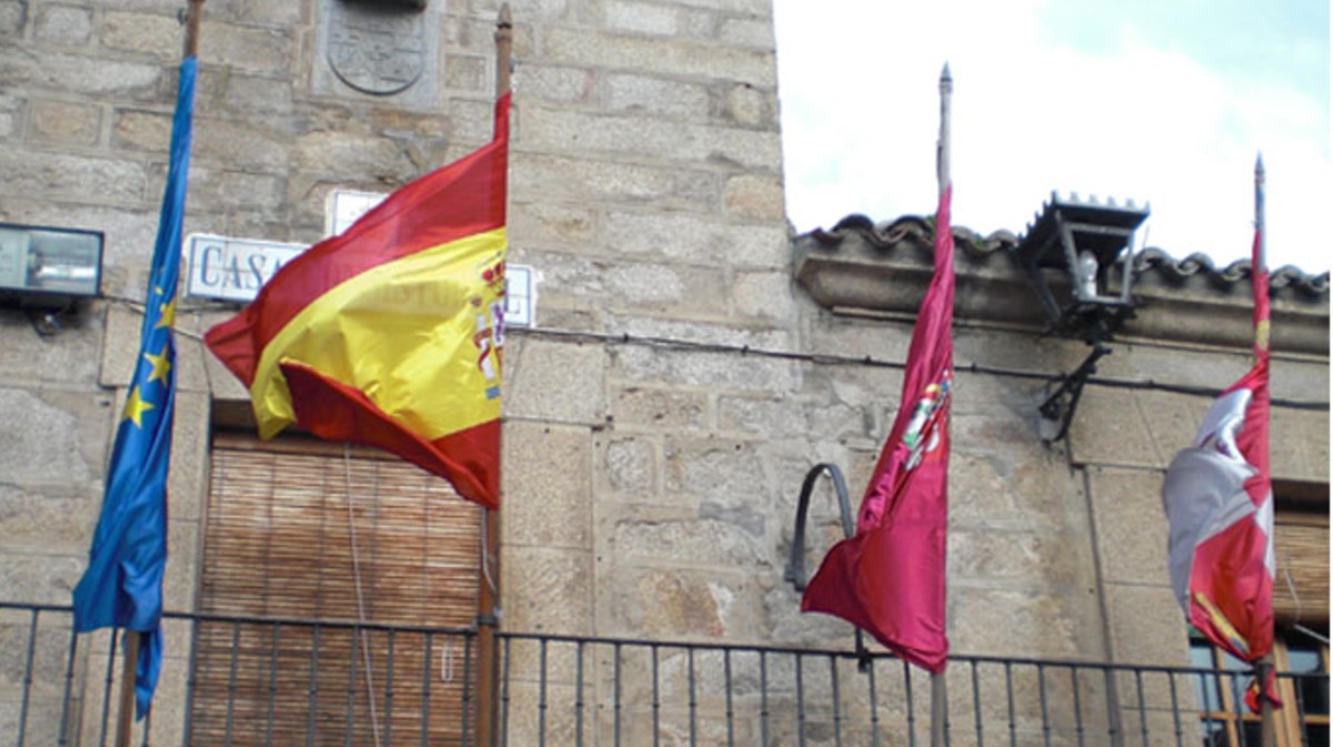 Ayuntamiento de La Adrada.
