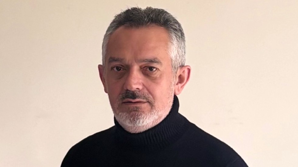 Roberto Rodr&iacute;guez, autor del poemario 'Bl&iacute;ster'.