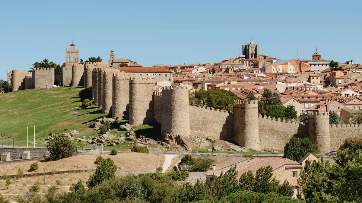 Economía digital en Castilla y León: cómo las plataformas B2B transforman sectores tradicionales