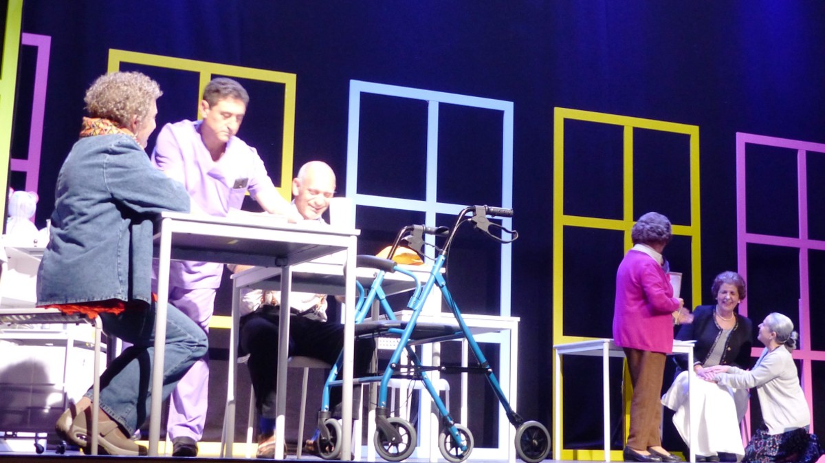 Representaci&oacute;n de 'Juego de ni&ntilde;os' por la compa&ntilde;&iacute;a de teatro Lagasca.