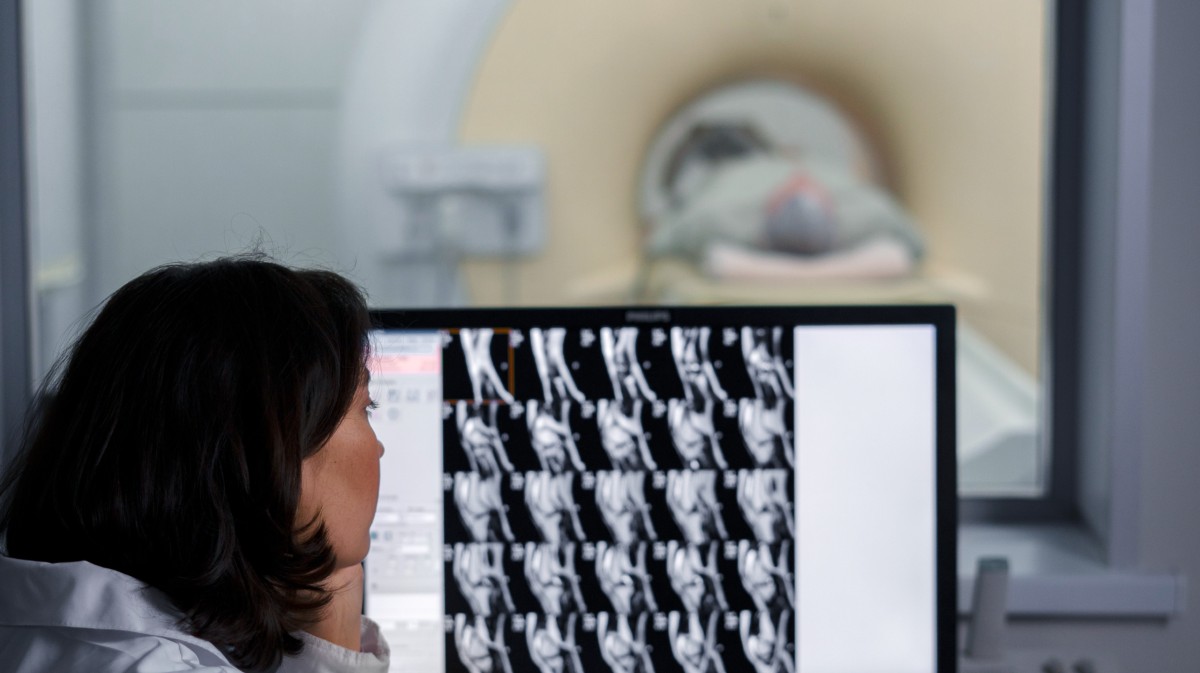 Cuatro millones para la limpieza de los centros del Área de Salud de Ávila