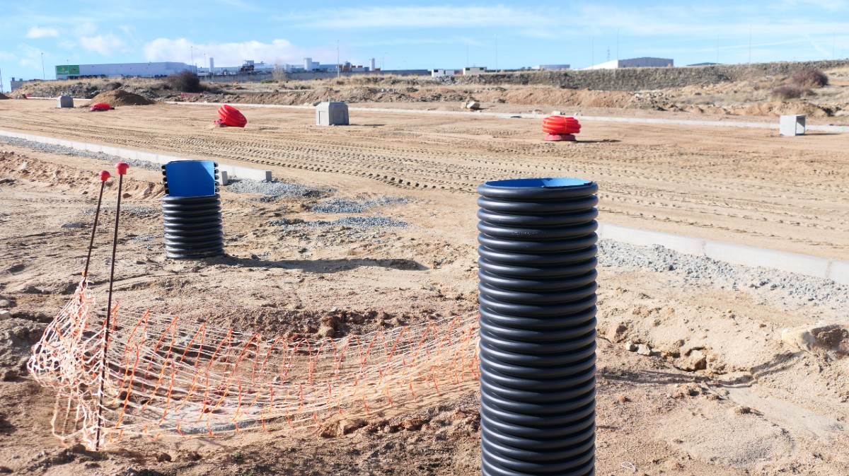 Obras de urbanizaci&oacute;n en el pol&iacute;gono industrial de Vicolozano.
