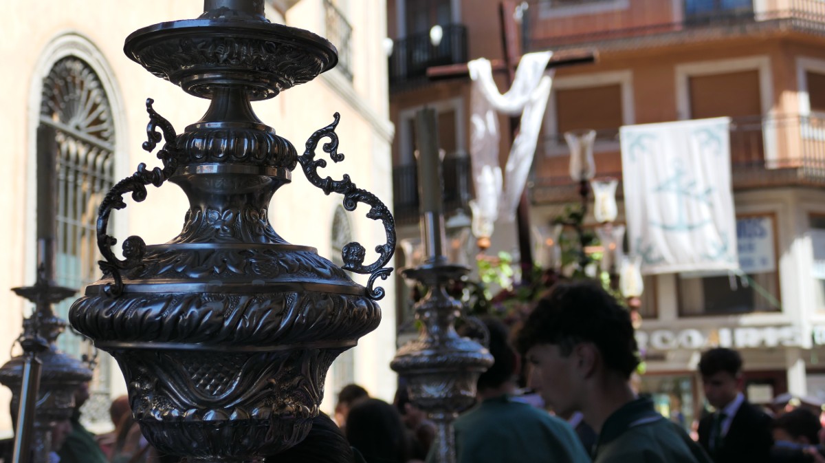 Procesi&oacute;n de la Cruz de Mayo de la Hermandad de la Esperanza.