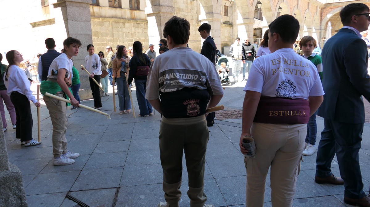 Procesi&oacute;n de la Cruz de Mayo de la Hermandad de la Esperanza.