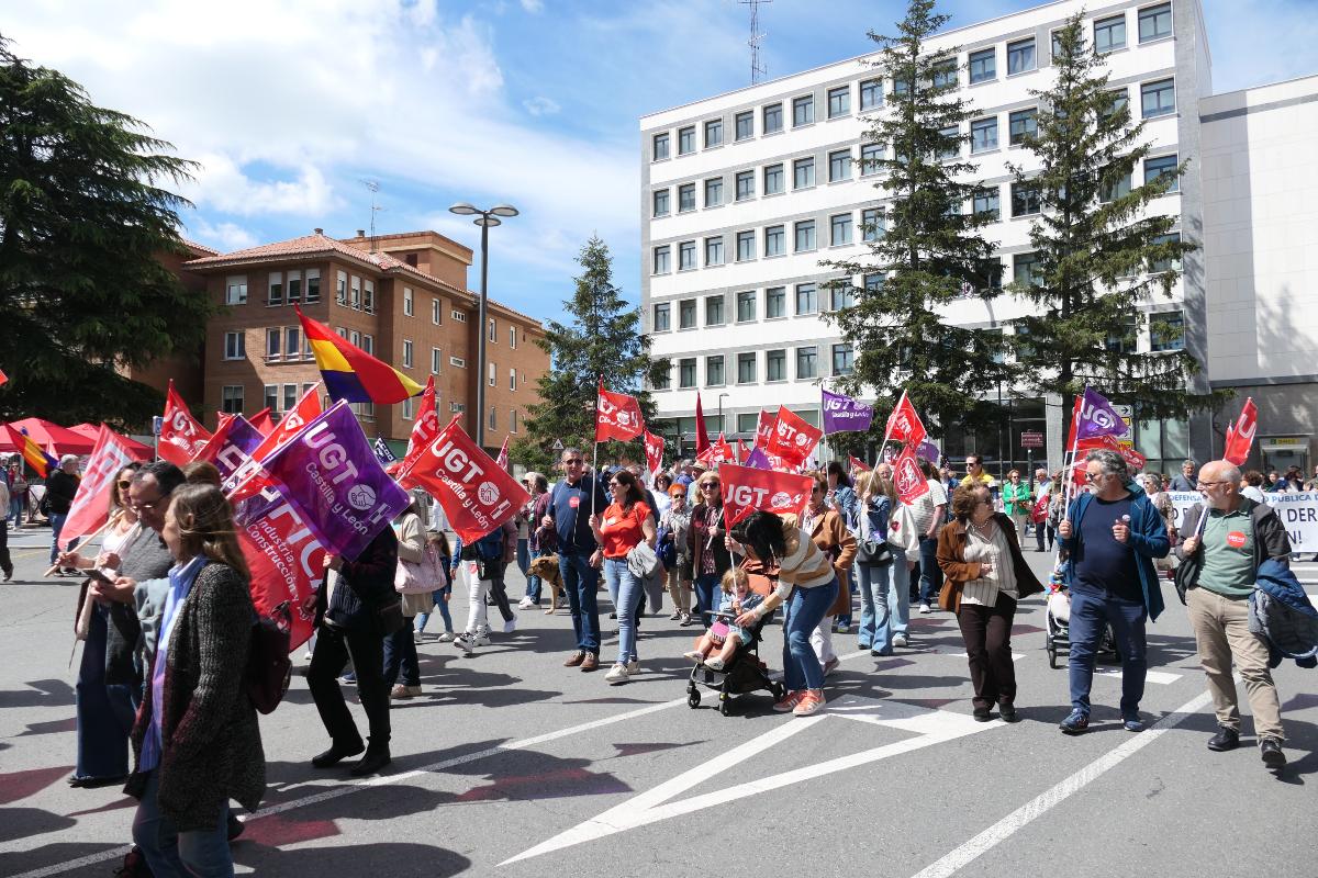 Manifestaci&oacute;n del Primero de Mayo en &Aacute;vila.