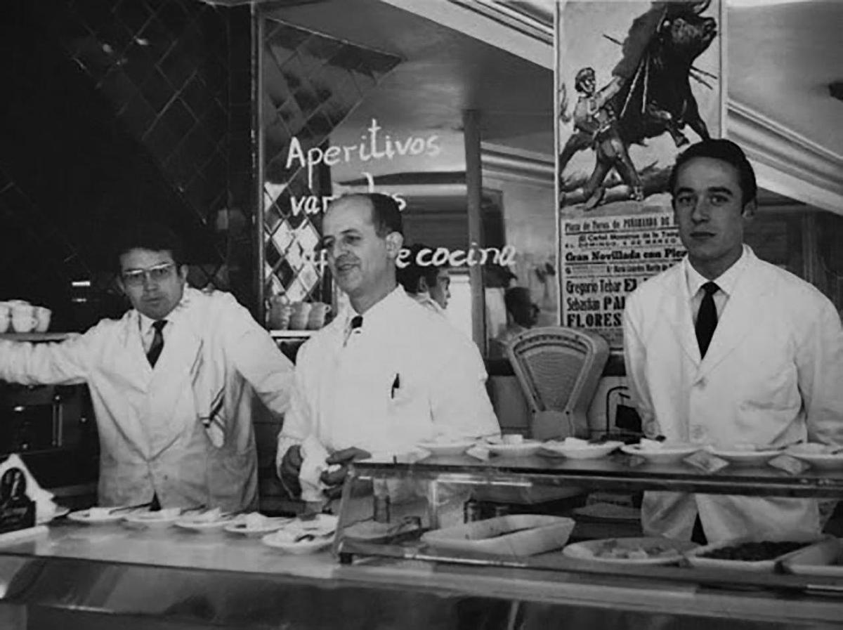 Bar Sol, 1965. Colec. Juan Carlos Herrero.