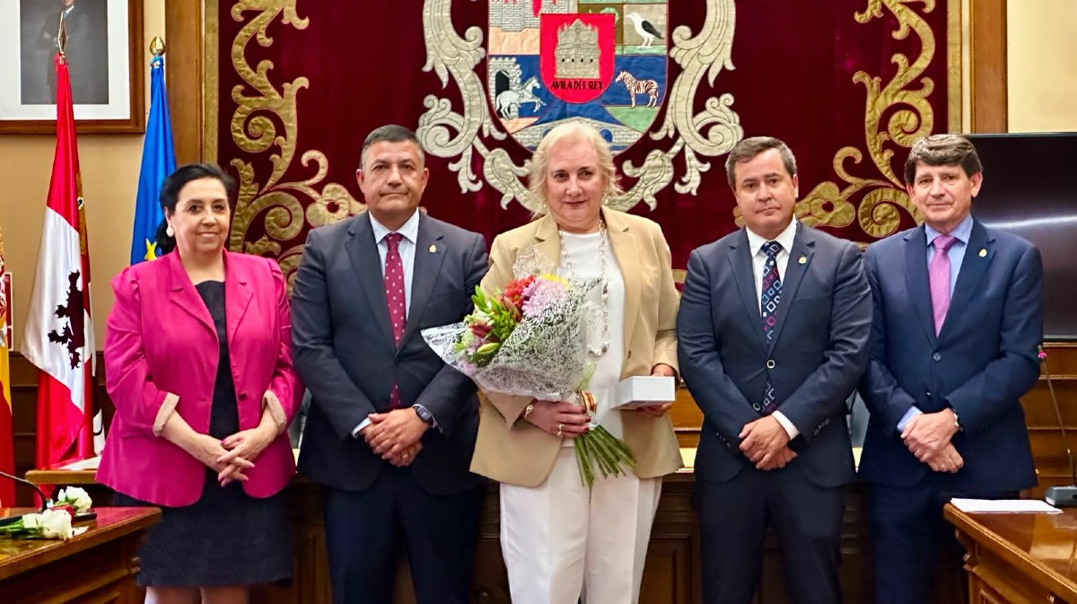 Homenaje a los trabajadores jubilados en la Diputaci&oacute;n de &Aacute;vila.