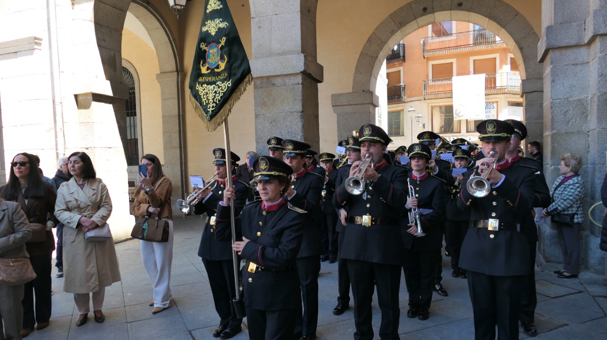 Procesi&oacute;n de la Cruz de Mayo de la Hermandad de la Esperanza.