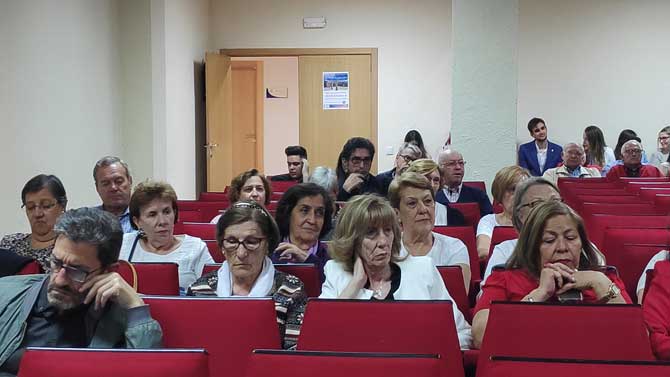 Clausura del curso del Programa Universitario de la Experiencia.