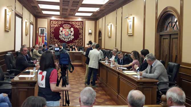 Último pleno del mandato en la Diputación.