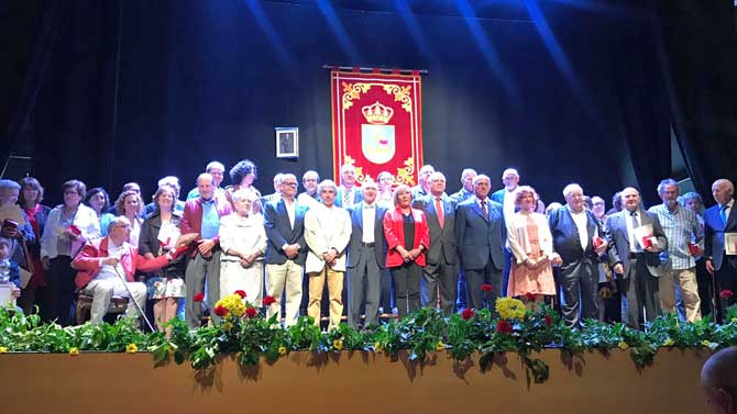 Homenaje a alcaldes y concejales de El Barco de Ávila.