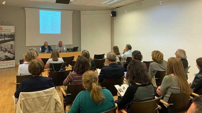 Presentación de revista de La Sombra del Ciprés.