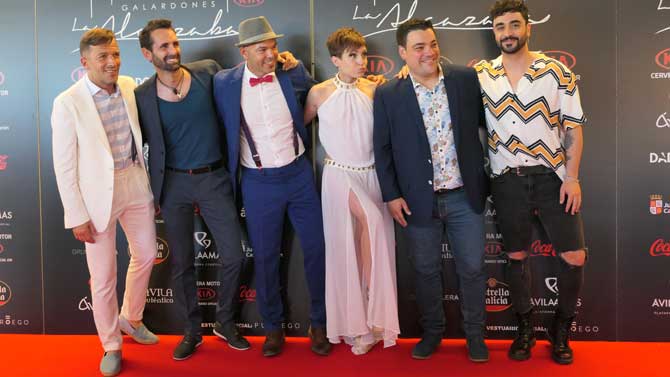 Asistentes a los Galardones La Alcazaba, entre ellos Sara Escuedro y Jorge Marazu.