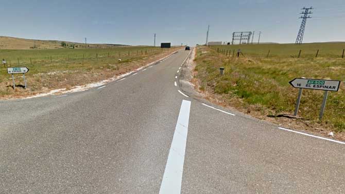 Carretera AV-500 cerca del límite con la provincia de Segovia.