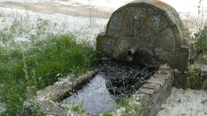 Abrevadero en el Valle Ambl&eacute;s.