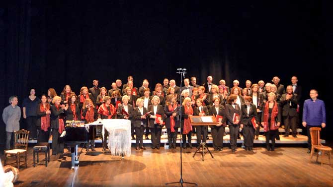 Camerata Abulense y Amicus Meus juntos.