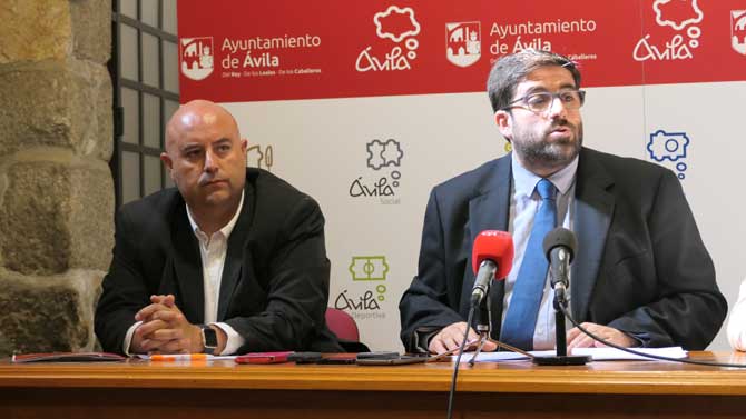 El portavoz de Ciudadanos y el alcalde de Ávila.