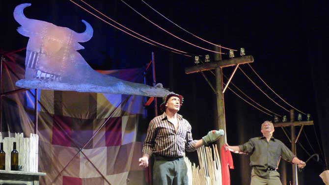 'La siega', de la compa&ntilde;&iacute;a Aceuchal.